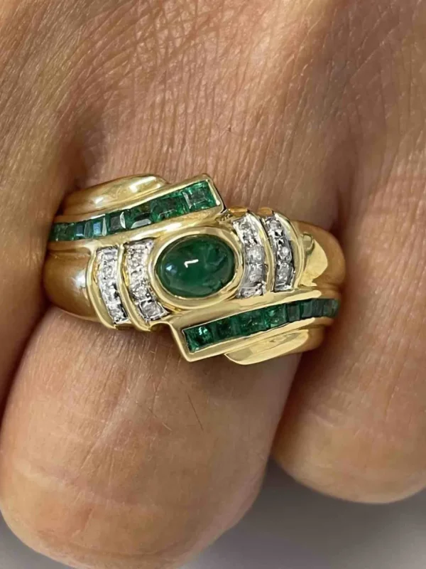 Roman Joyero Anillos<AFIK anillo oro amarillo de 18 kts brillantes y esmeraldas