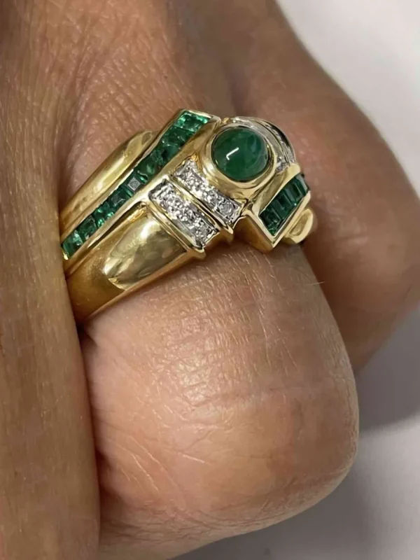 Roman Joyero Anillos<AFIK anillo oro amarillo de 18 kts brillantes y esmeraldas