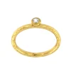 Roman Joyero Anillos<ALOCASIA, anillo de plata dorada con circonita.