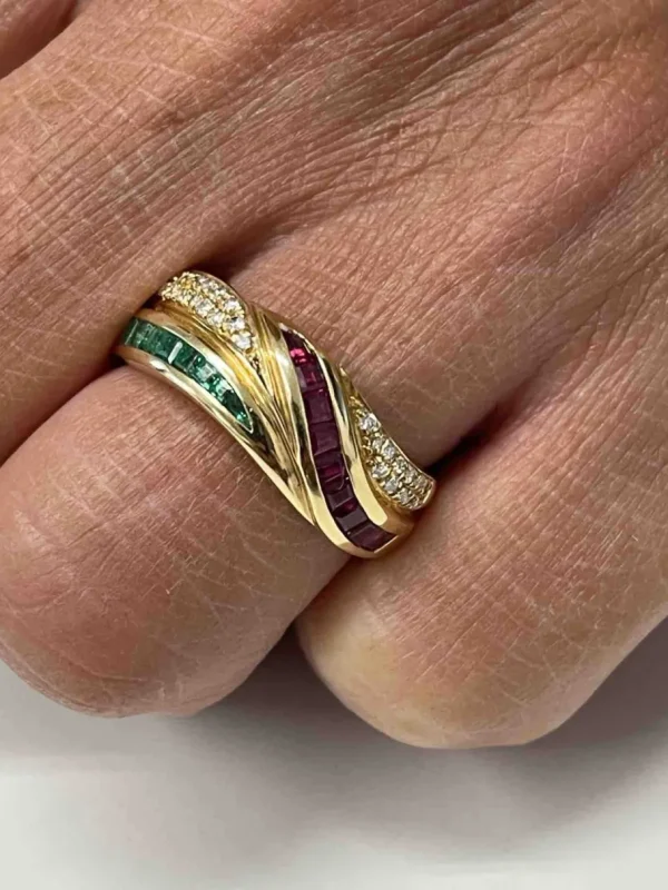 Roman Joyero Anillos<ALYA anillo oro amarillo de 18 kts brillantes y rubíes