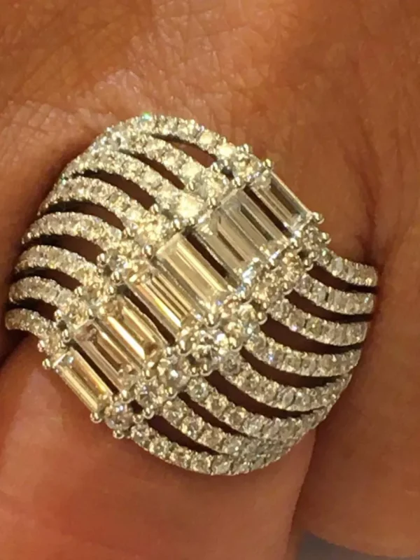 Roman Joyero Anillos<ANCORA, anillo de oro blanco y diamantes