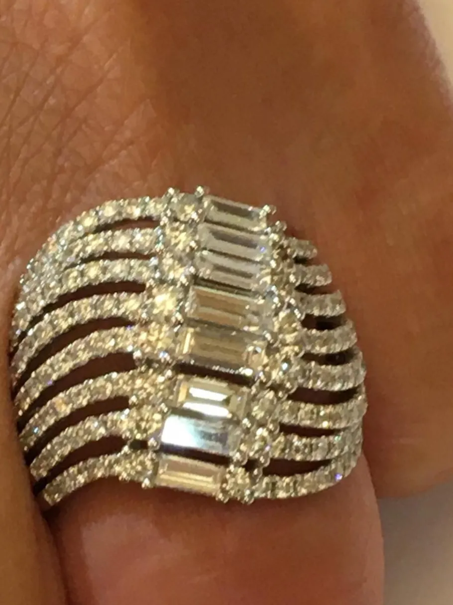 ancora_anillo_de_oro_blan_8.webp Roman Joyero Anillos<ANCORA, anillo de oro blanco y diamantes
