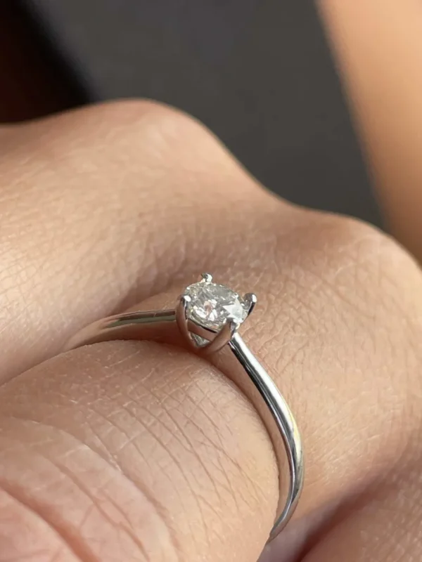 Roman Joyero Anillos<Anillo AIX-EN-PROVENCE solitario brillante en oro blanco 18 ktes