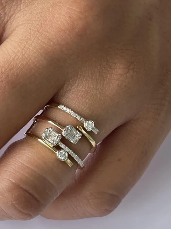 Roman Joyero Anillos<Anillo BEJA ancho de oro amarillo 18 kts. con diamantes