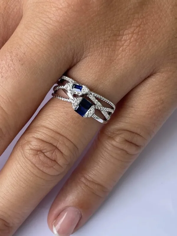 Roman Joyero Anillos<Anillo BERBER oro blanco de 18 kts brillantes y zafiros baguettes