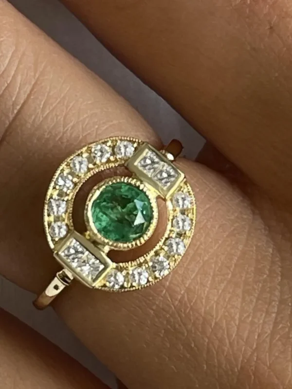 Roman Joyero Anillos<Anillo CAMPANILLA en oro blanco o amarillo de 18 ktes esmeralda y zafiro