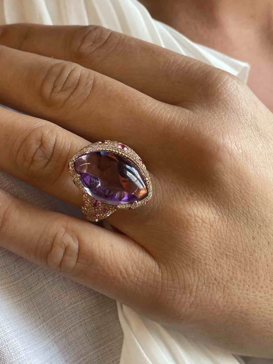 anillo_cascai_oro_rosa__k_3.webp Roman Joyero Anillos<Anillo CASCAI oro rosa 18 kilates amatistas y brillantes