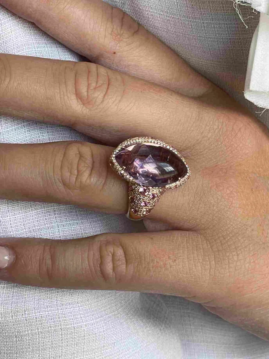 anillo_cascai_oro_rosa__k_8.webp Roman Joyero Anillos<Anillo CASCAI oro rosa 18 kilates amatistas y brillantes