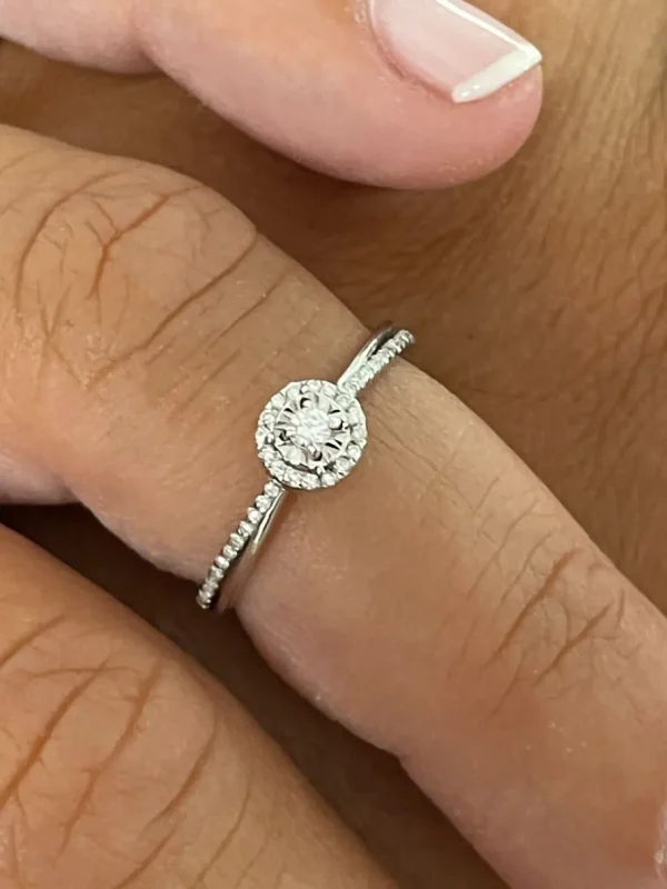 Roman Joyero Anillos<Anillo CASTRES solitario de brillante alianza cruzada en oro blanco 18 ktes