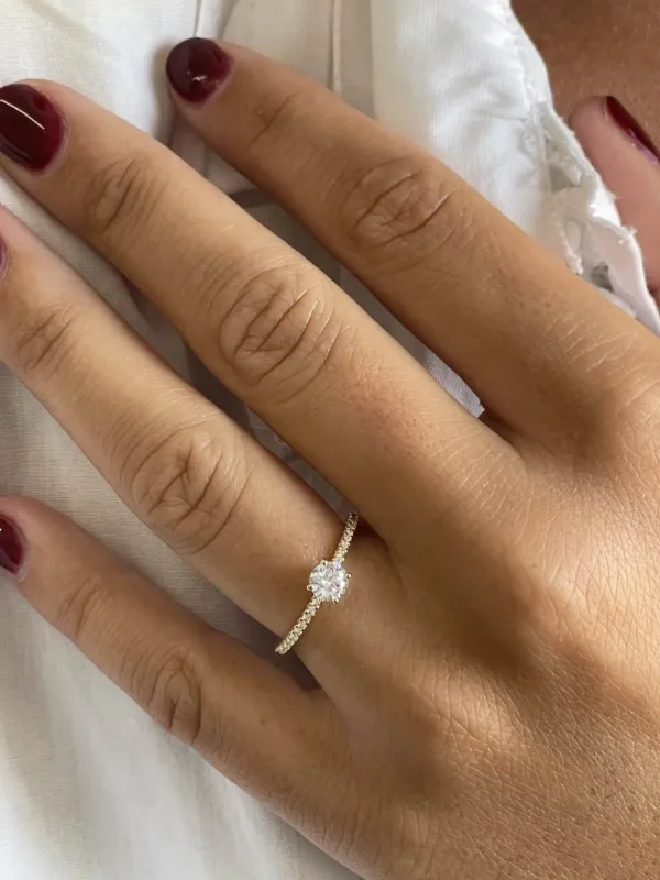 Roman Joyero Anillos<Anillo COLINA alianza solitario oro amarillo de 18 ktes con circonitas