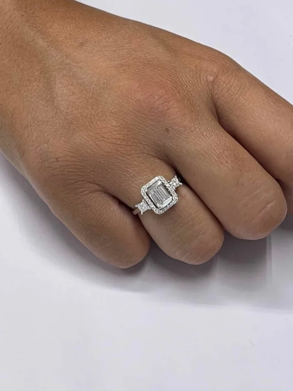 Roman Joyero Anillos<Anillo de compromiso en oro blanco con diamantes