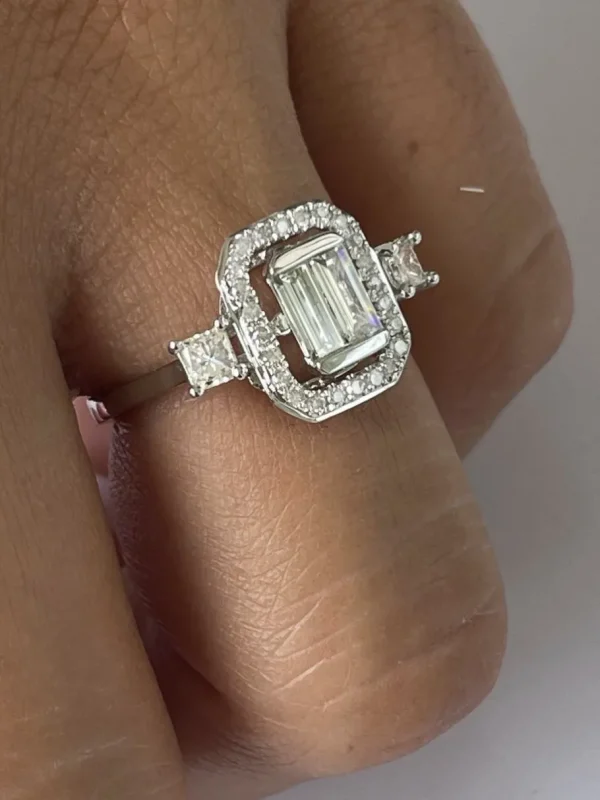 Roman Joyero Anillos<Anillo de compromiso en oro blanco con diamantes