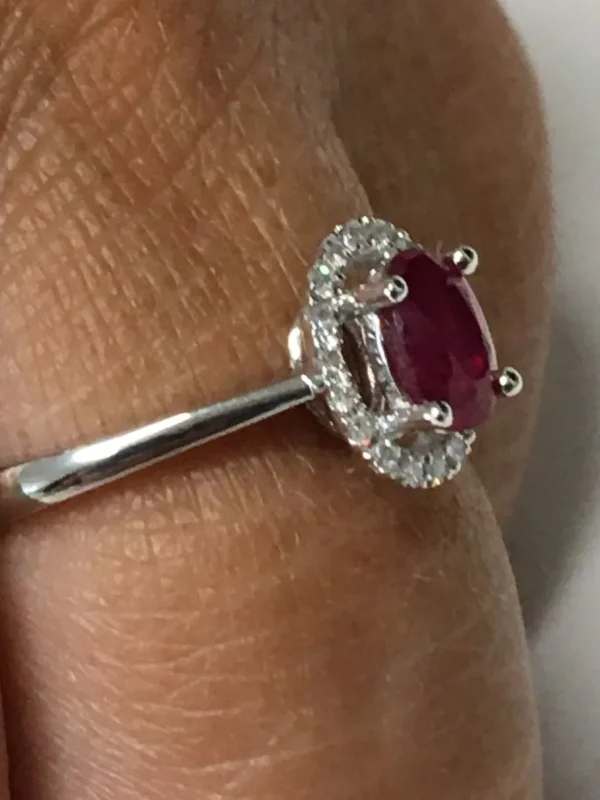 Roman Joyero Anillos<Anillo SERPIL en oro blanco con brillantes y esmeralda, rubí o zafiro