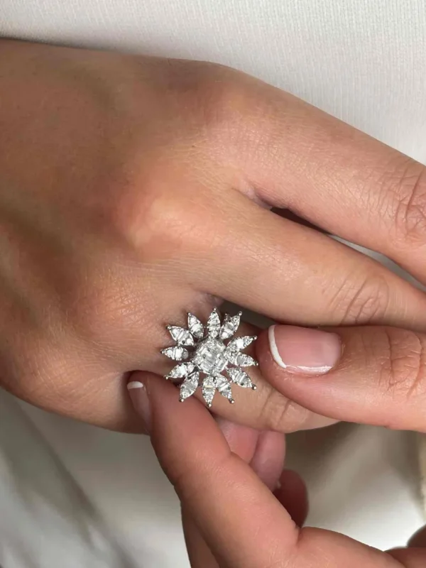 Roman Joyero Anillos<Anillo SOL realizado en oro blanco con baguettes y brillantes