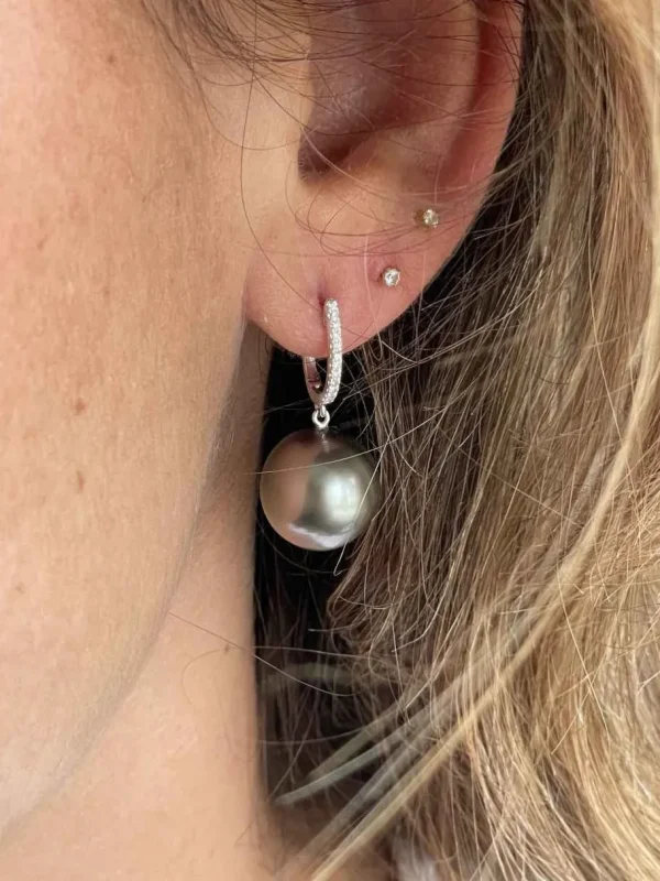 Roman Joyero Pendientes<Argolla en oro de 18 kts, diamante y perla australiana negra