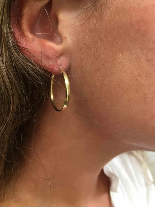 Roman Joyero Pendientes<Argollas oro amarillo FIKRET huecas en 18 kilates muy ligeras