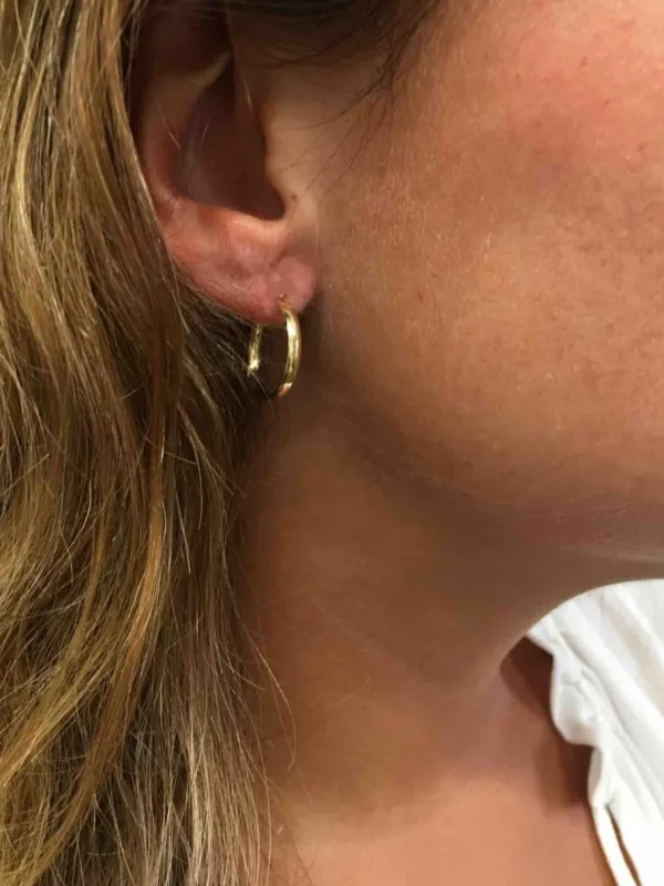 Roman Joyero Pendientes<Argollas oro amarillo MERT huecas en 18 kilates muy ligeras