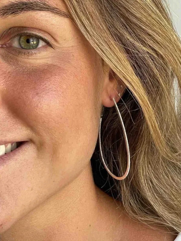 Roman Joyero Pendientes<Argollas ovaladas ZALENCO en oro blanco de 18 ktes con brillantes