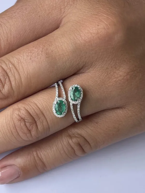 Roman Joyero Anillos<BRAMADOR anillo oro blanco brillantes y ovales tu y yo en color