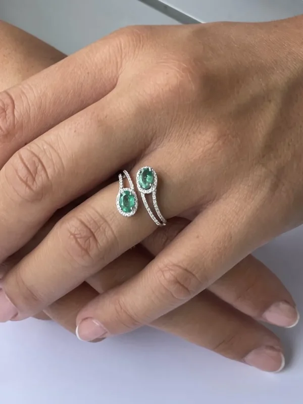 Roman Joyero Anillos<BRAMADOR anillo oro blanco brillantes y ovales tu y yo en color
