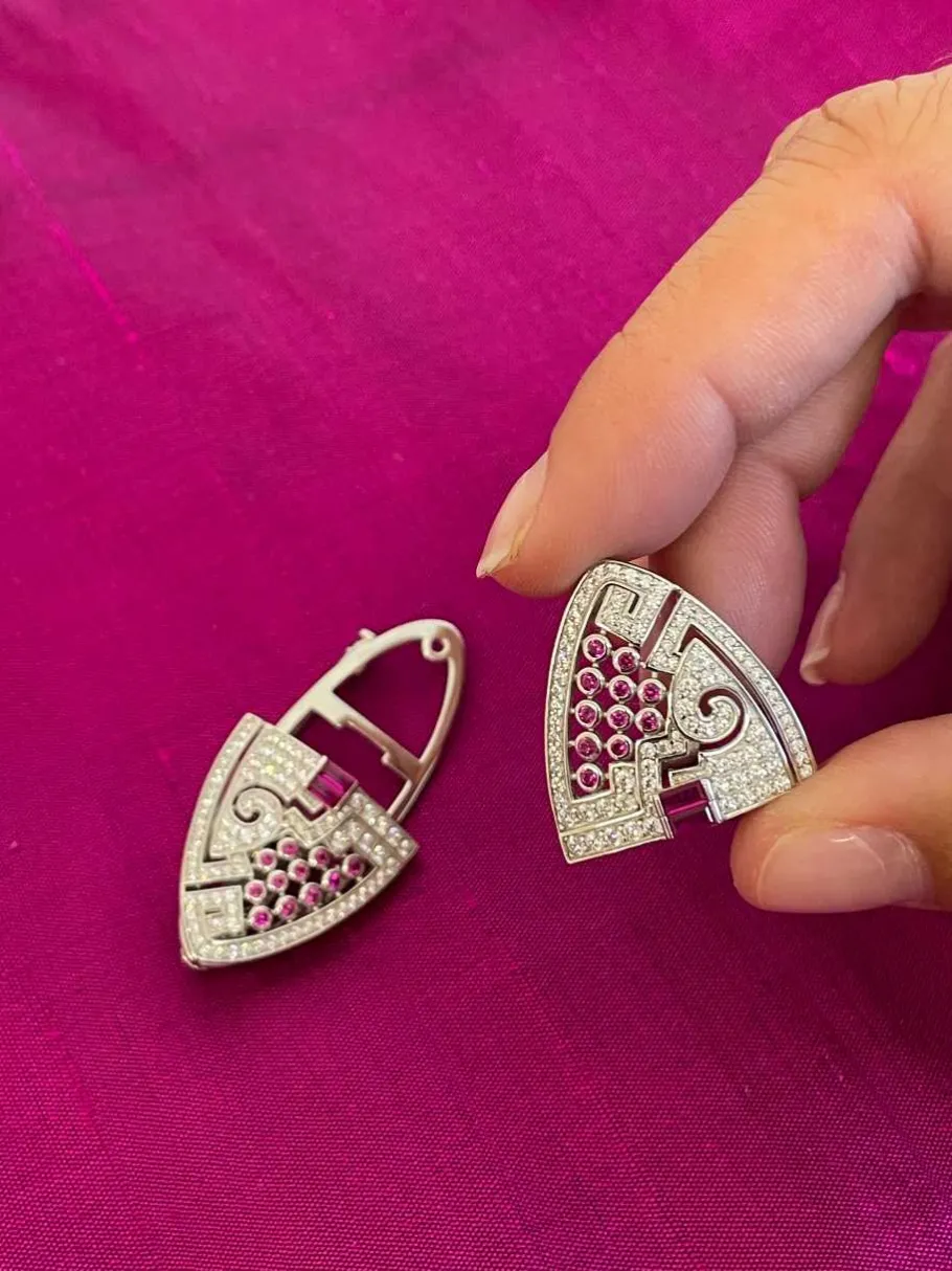 broche_dubai_desmontable__6.webp Roman Joyero Broches | Pendientes<Broche DUBAI desmontable en pendientes de plata 925 ml circonitas rubi