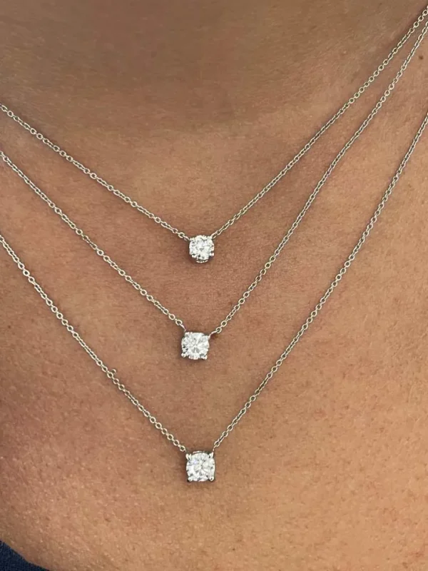 Roman Joyero Cadenas Y Gargantillas<Cadenita ALFA de oro blanco de 18 Kilates con solitario de brillante