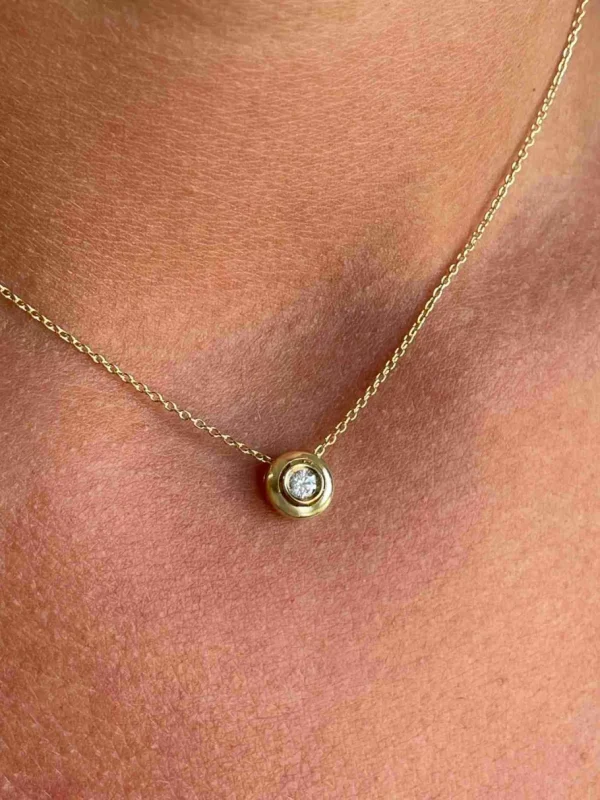 Roman Joyero Cadenas Y Gargantillas<Cadenita BEAUVAIS con dije en oro amarillo 18 ktes y brillante.