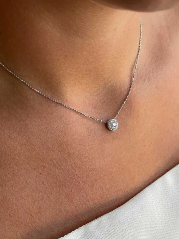 Roman Joyero Cadenas Y Gargantillas<Cadenita CANDELA con dije en oro blanco 18 ktes y brillantes.
