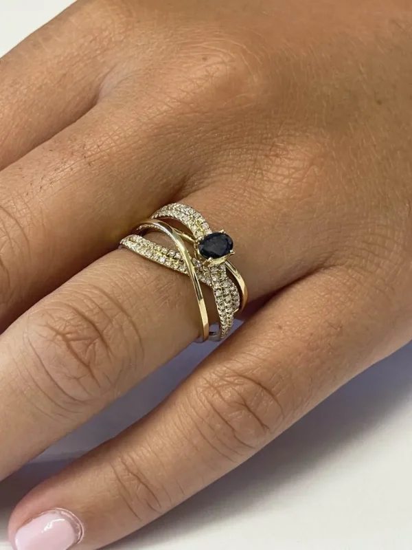 Roman Joyero Anillos<CHIATI alianzas cruzadas con brillantes en oro amarillo y zafiro