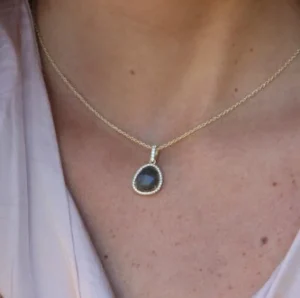 Roman Joyero Colgantes<Colgante con piedra labradorite en plata chapada y circonitas