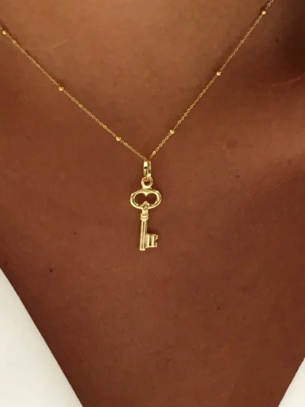 Roman Joyero Colgantes<Colgante con un motivo llave AFRA en oro amarillo 18 Kilates.