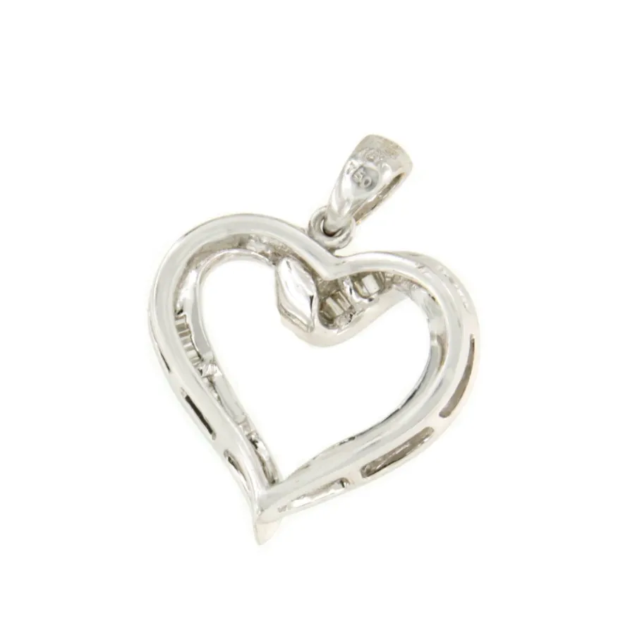colgante_kibo_corazn_de_o_4.webp Roman Joyero Colgantes<Colgante KIBO corazón de oro blanco de 18 ktes y baguettes