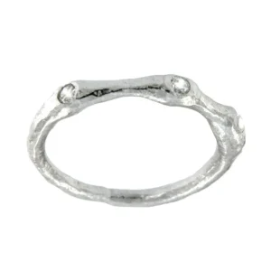 Roman Joyero Anillos<CORIANDRO, anillo de plata rodiada con circonitas.