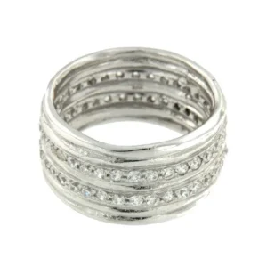 Roman Joyero Anillos<CRASULA, anillo de plata rodiada con circonitas.