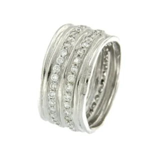 Roman Joyero Anillos<CRASULA, anillo de plata rodiada con circonitas.