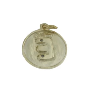 Roman Joyero Colgantes<CYRIUS, colgante en plata con letra E