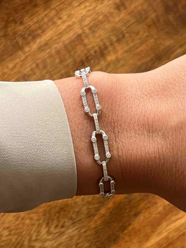 Roman Joyero Pulseras<FOLGARIA, pulsera barbada en plata con circonitas y eslabones