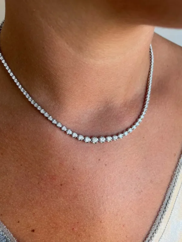 Roman Joyero Cadenas Y Gargantillas<Gargantilla MONTLUCON riviere oro blanco 18 ktes con brillantes en disminución