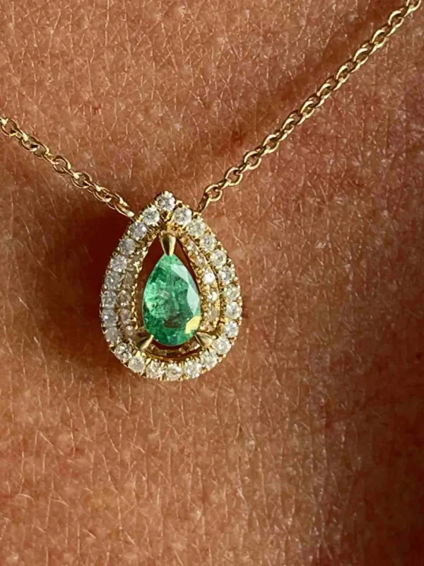 Roman Joyero Cadenas Y Gargantillas<Gargantilla RENNES con colgante oro amarillo 18 ktes esmeralda y brillantes