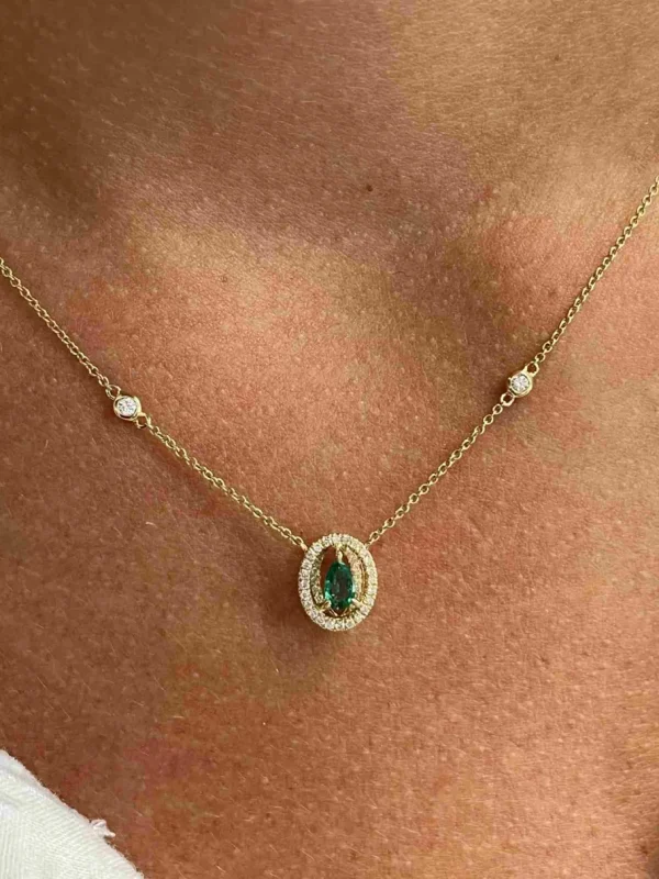 Roman Joyero Cadenas Y Gargantillas<Gargantilla RENNES con colgante oro amarillo 18 ktes esmeralda y brillantes