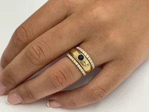Roman Joyero Anillos<LEMOS, anillo en oro de 18 kilates con centro brillante o zafiro