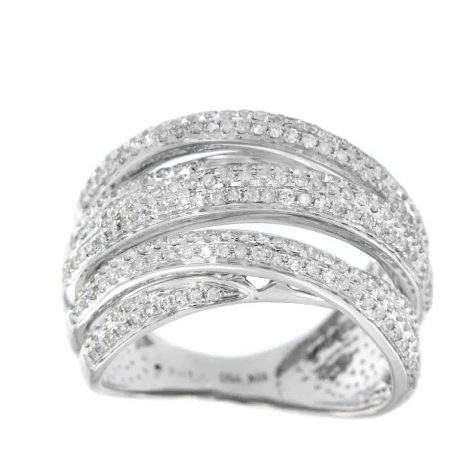 lucca_anillo_de_oro_y_var_0.webp Roman Joyero Anillos<LUCCA, anillo de oro y varios aros diamantes.