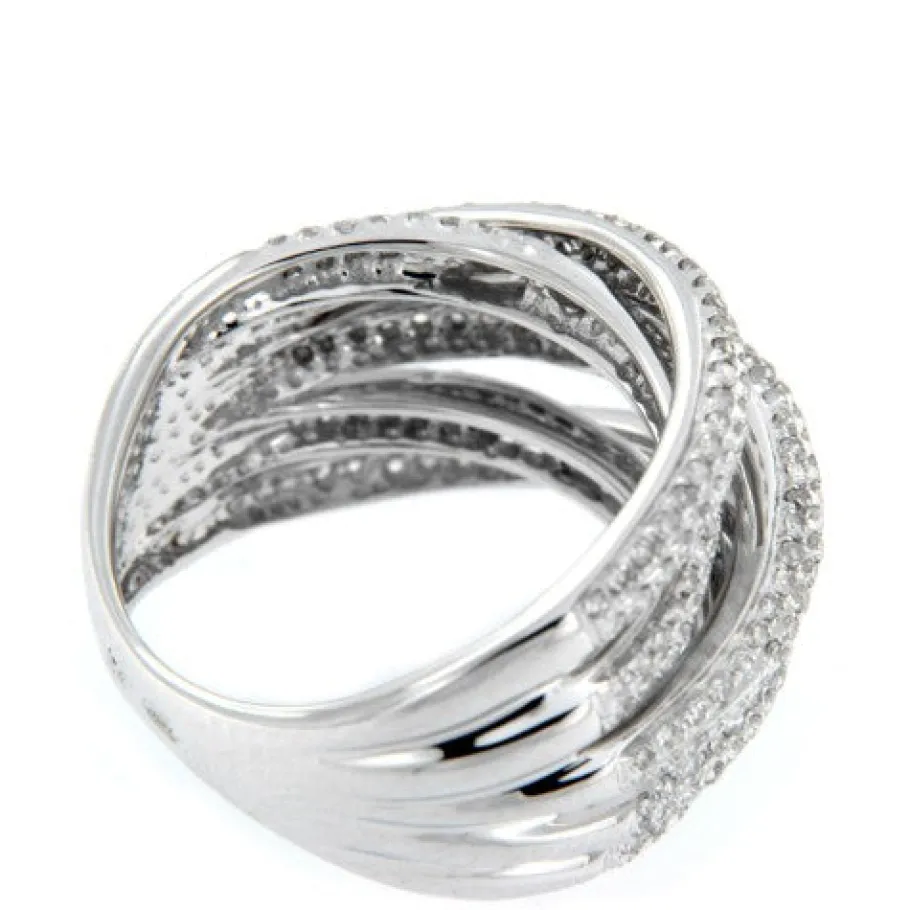 lucca_anillo_de_oro_y_var_7.webp Roman Joyero Anillos<LUCCA, anillo de oro y varios aros diamantes.