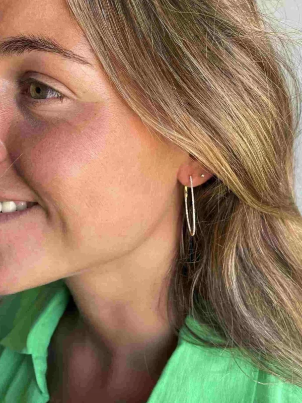 Roman Joyero Pendientes<NISAN argollas de brillantes en oro amarillo o blanco de 18 ktes