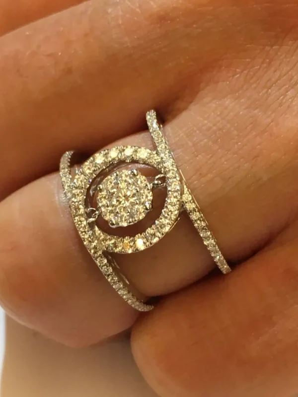 Roman Joyero Anillos<NORMANDIC, anillo de oro blanco y diamantes