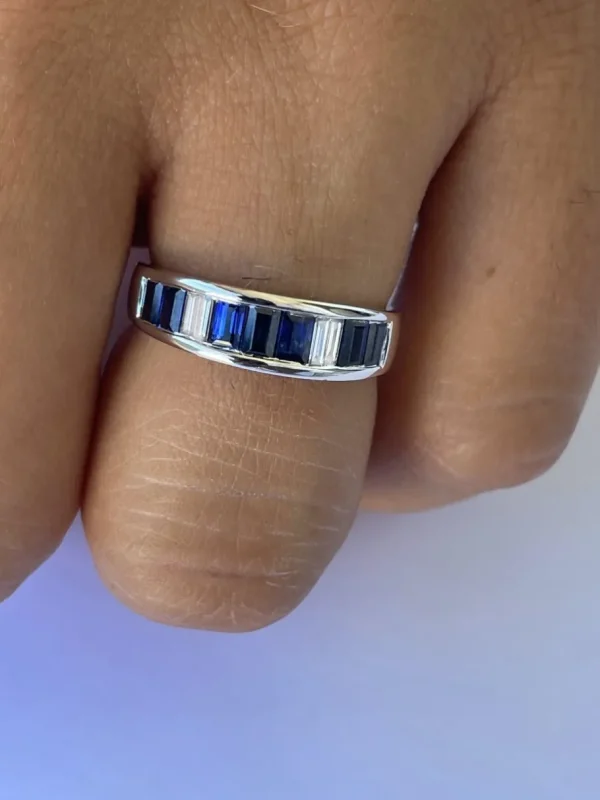 Roman Joyero Anillos<ORITAN alianza oro 18k de zafiros y diamantes en baguettes