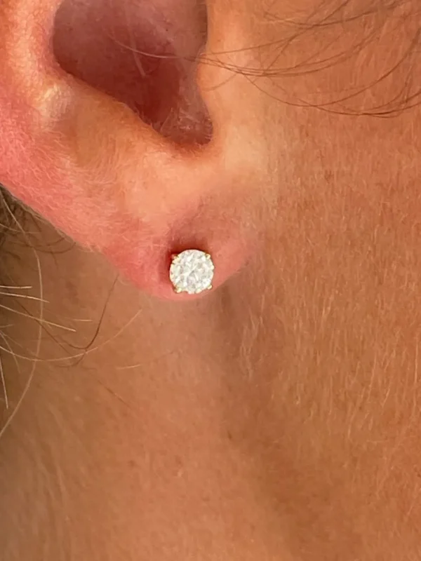 Roman Joyero Pendientes<Pendiente DAX solitarios de brillantes en cuatro garras en oro amarillo de 18 ktes