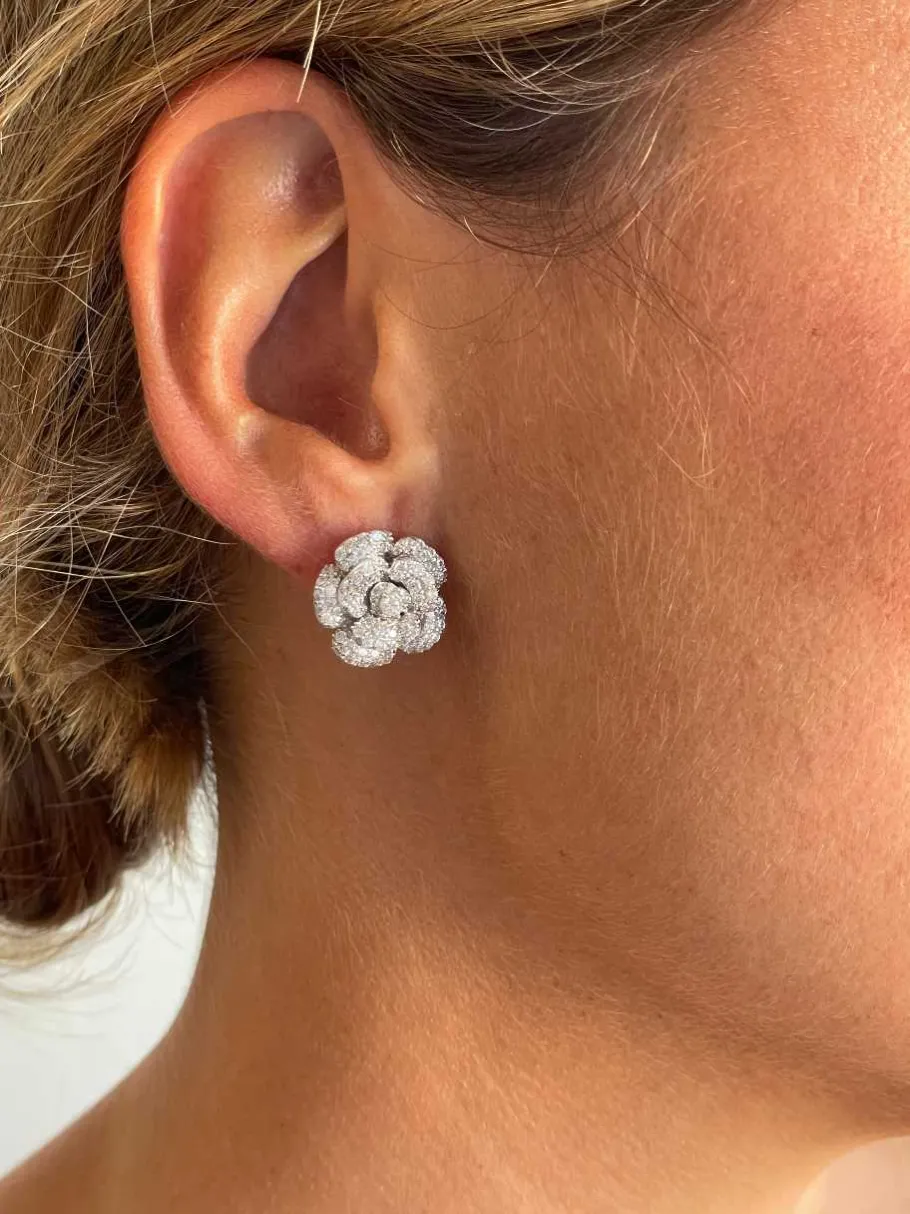 pendientes_flor_bruselas__2.webp Roman Joyero Pendientes<Pendientes flor BRUSELAS de plata de ley con circonitas