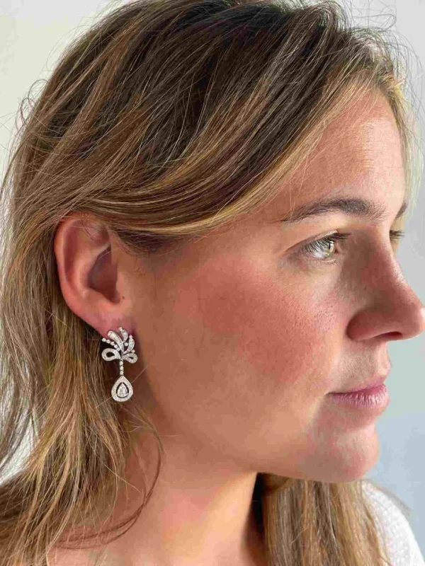 Roman Joyero Pendientes<Pendientes MONTPELLIER largo oro blanco 18 ktes con brillantes