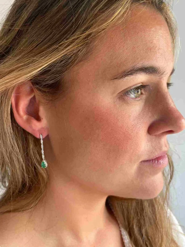 Roman Joyero Pendientes<Pendientes NANTES largos oro blanco 18 ktes esmeralda y brillantes